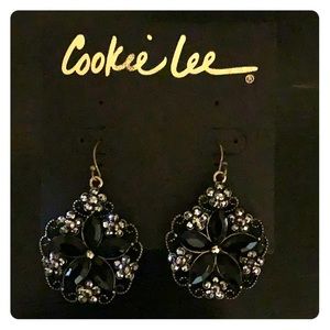 NWT Cookie Lee earrings